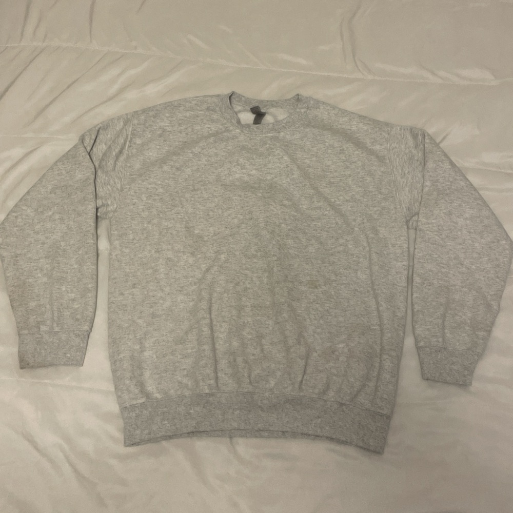 Light grey Gildan crewneck